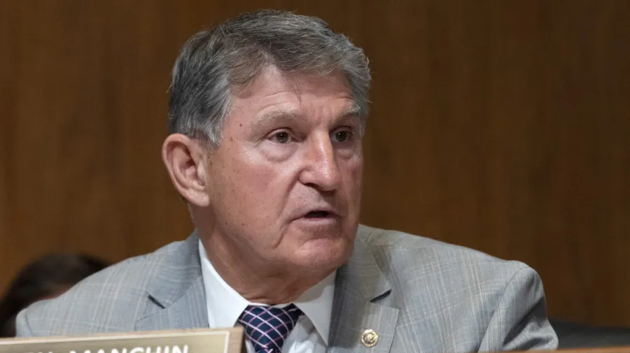 Manchin sosyalist adaya destek sinyalini reddetti