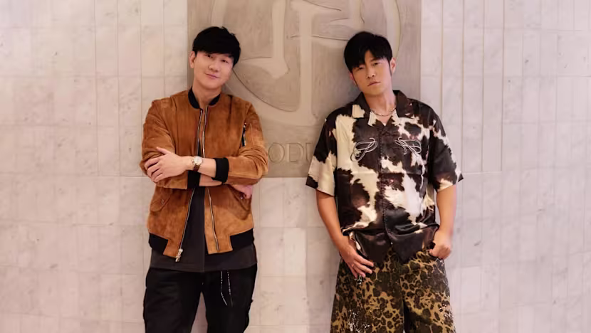 Mandopop devleri JJ Lin ve Jay Chou'dan sürpriz düet hayranları heyecanlandırdı