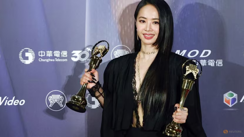 Mandopop yıldızı Jolin Tsai, Tayvan Altın Melodi Ödülleri'nde en iyi albüm ödülünü kazandı