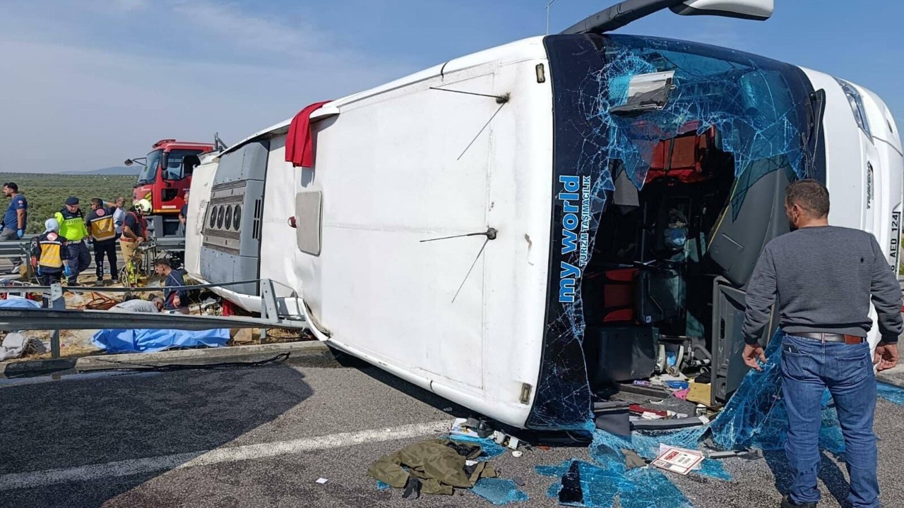 Manisa'da Otobüs Kazası: 11 Ölü, 27 Yaralı