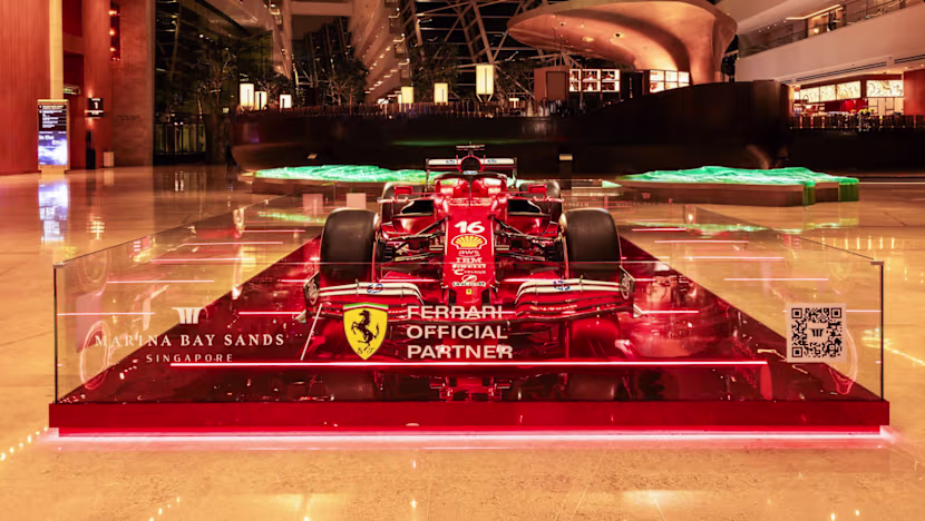 Marina Bay Sands'te Ferrari F1 Şovu Singapur GP Öncesi
