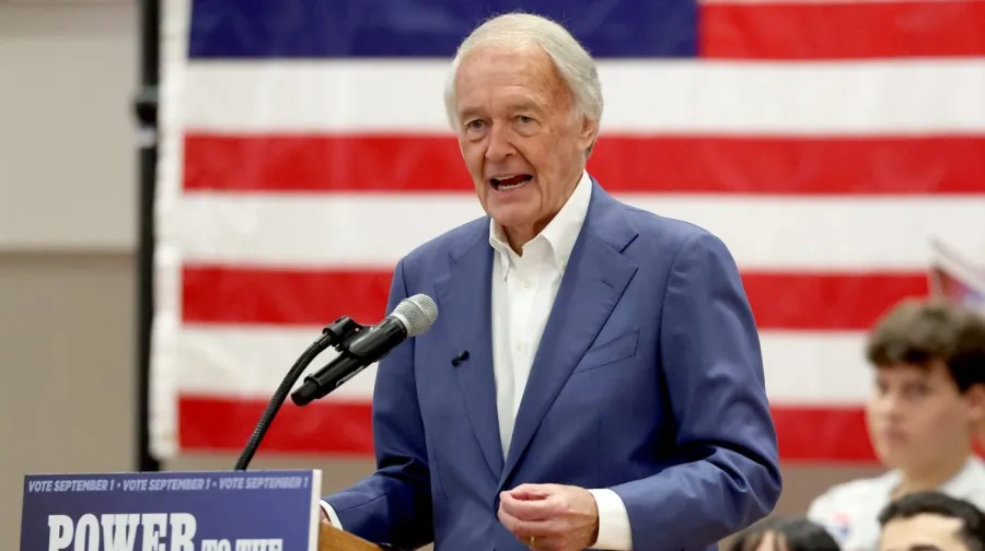 Markey, Massachusetts Senato Ön Seçimini Kazandı