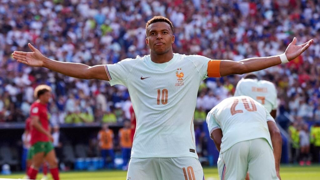 Mbappé, ikinci 'altın ayakkabı'yla Dünya Kupası efsaneleri arasında yerini aldı
