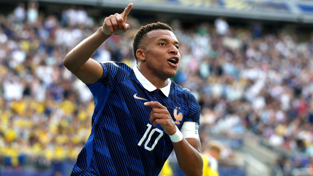 Mbappe, İsveç'e karşı durdurulamaz: Turnuvanın en golcü ismi oldu