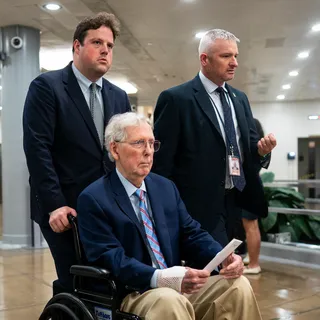 McConnell rehabilitasyon merkezinden taburcu oldu, Senato'ya dönüşü belirsiz