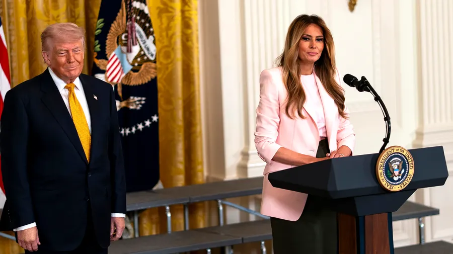 Melania Trump'tan Gül Bahçesi'nde esprili gönderme
