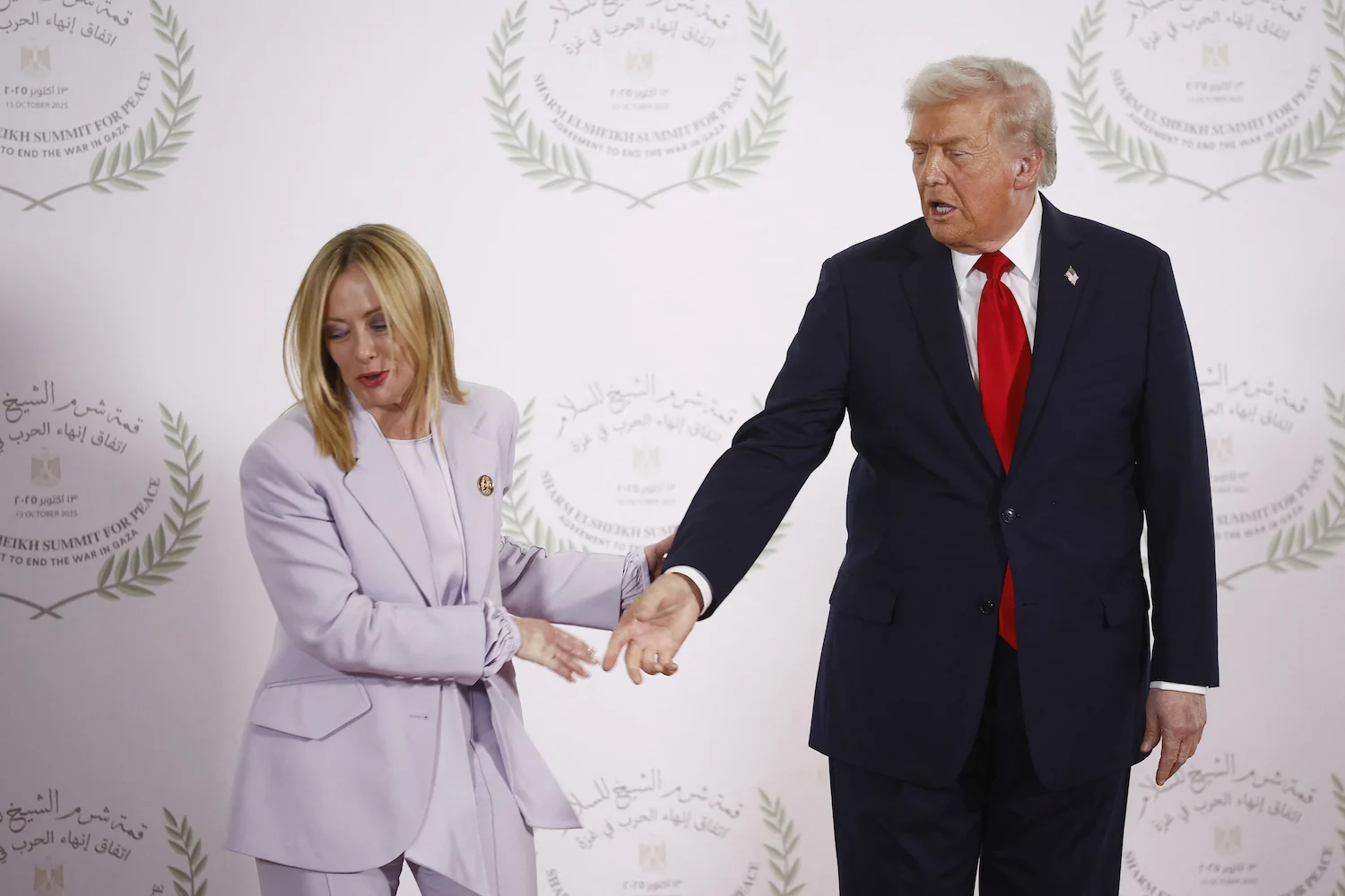 Meloni Trump ile Yolları mı Ayırıyor? Atlantik Ötesi Aşırı Sağda Çatlak
