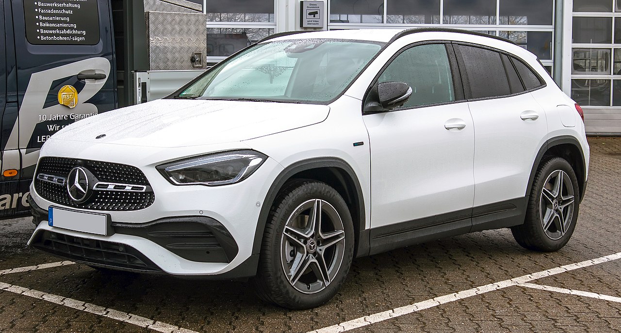Mercedes, Çin'in Lüks Otomobil Pazarında Zemin Kaybediyor