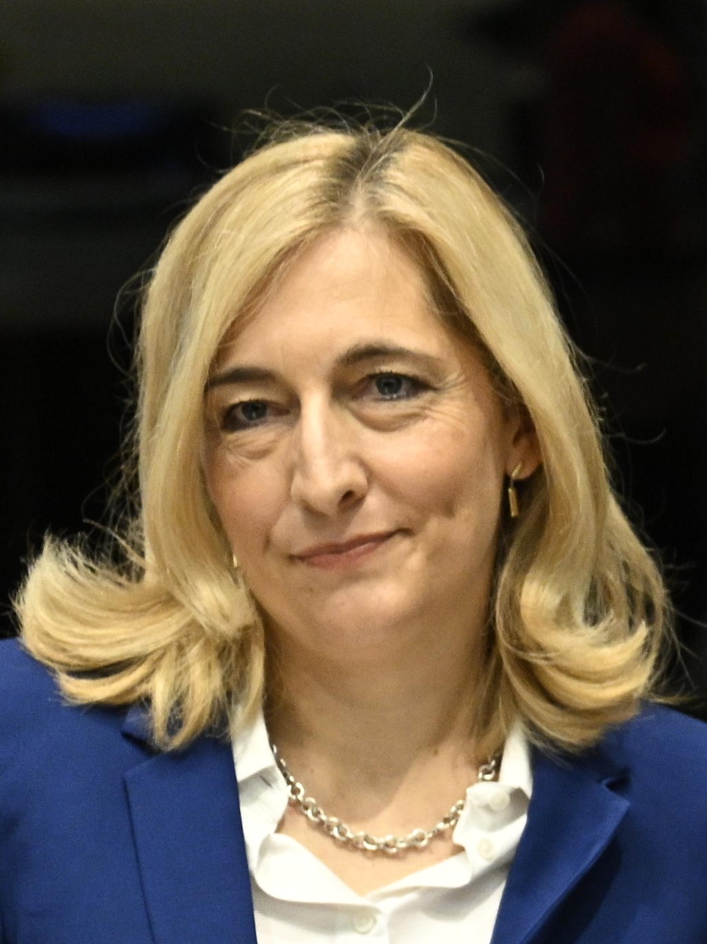 Merz Kabine Revizyonu: Warken Şansölyelik Ofisi Başkanı Oldu