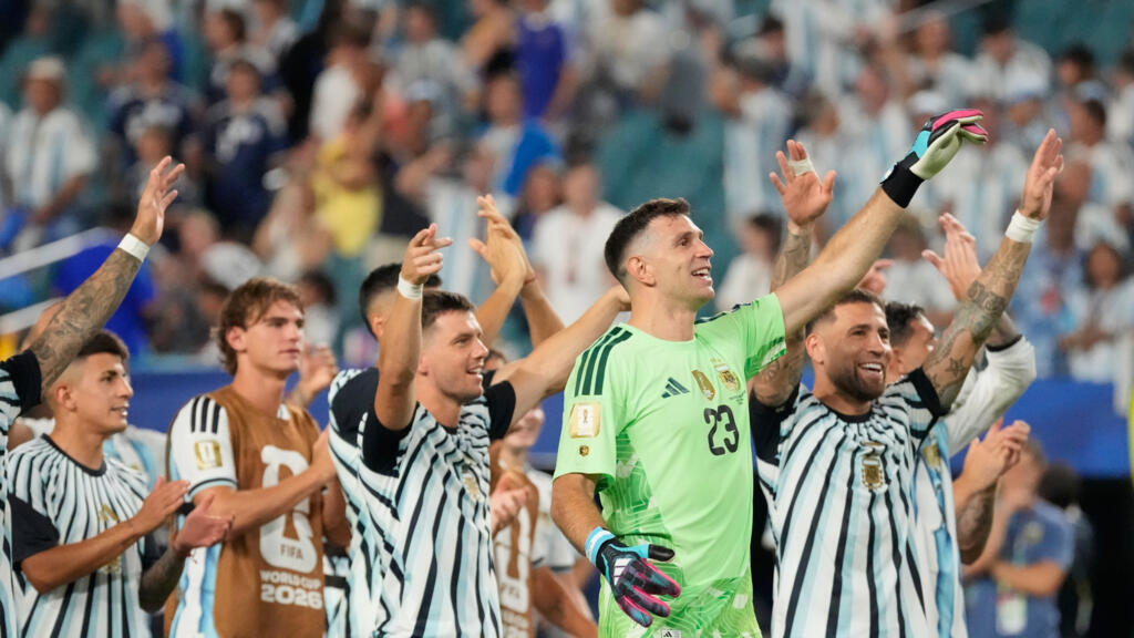 Messi farkı: Arjantin, Cape Verde'yi son anda geçti