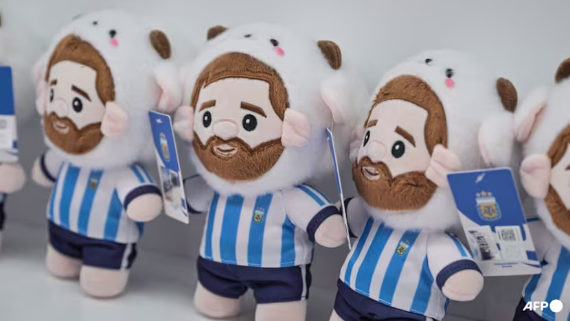 Messi peluş oyuncakları Çin'de rekor satış yapıyor