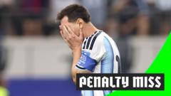Messi penaltı kaçırdı: Dünya Kupası rekoru elini yakıyor