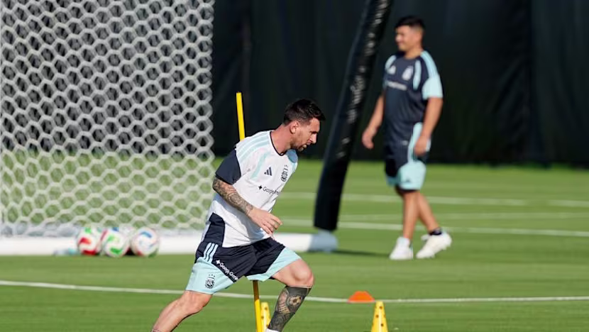 Messi sakatlıktan hızla toparlanıyor, hazırlık maçlarında oynayabilir