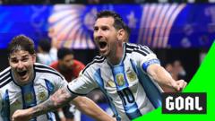 Messi son dakikada Arjantin'i kurtardı