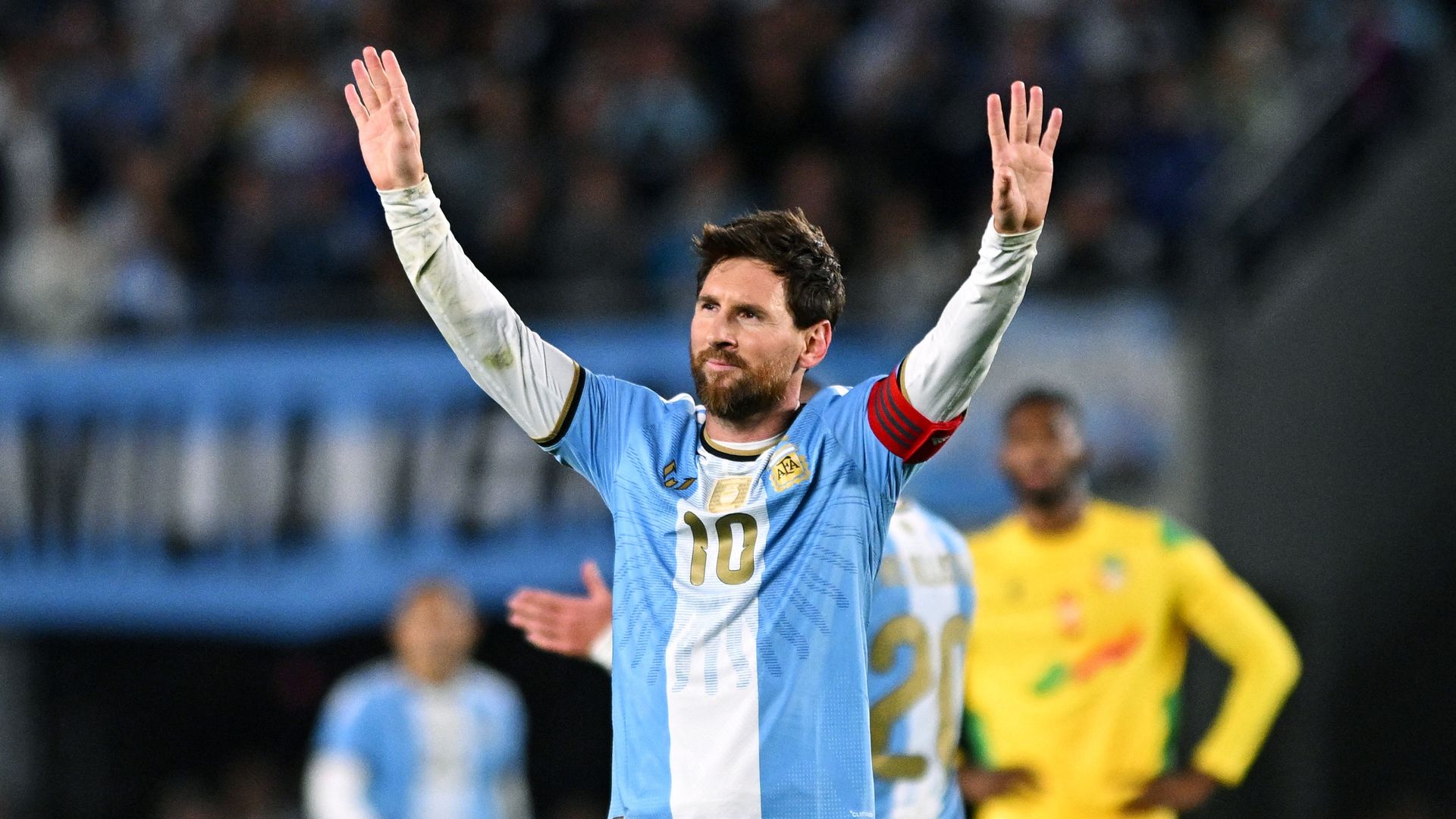 Arjantin'de Messi Veda Etti: Duygusal Gecede Gol Attı