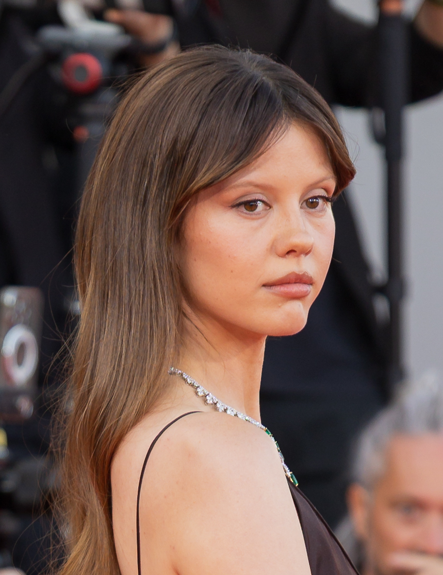 Mia Goth, Shia LaBeouf'tan 10 Yıl Sonra Boşanma Davası Açtı