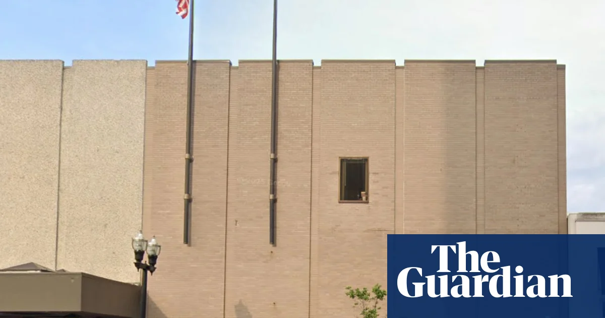 Michigan'da 7 yaşındaki oğlunu ihmal eden ebeveynlere cinayet suçlaması