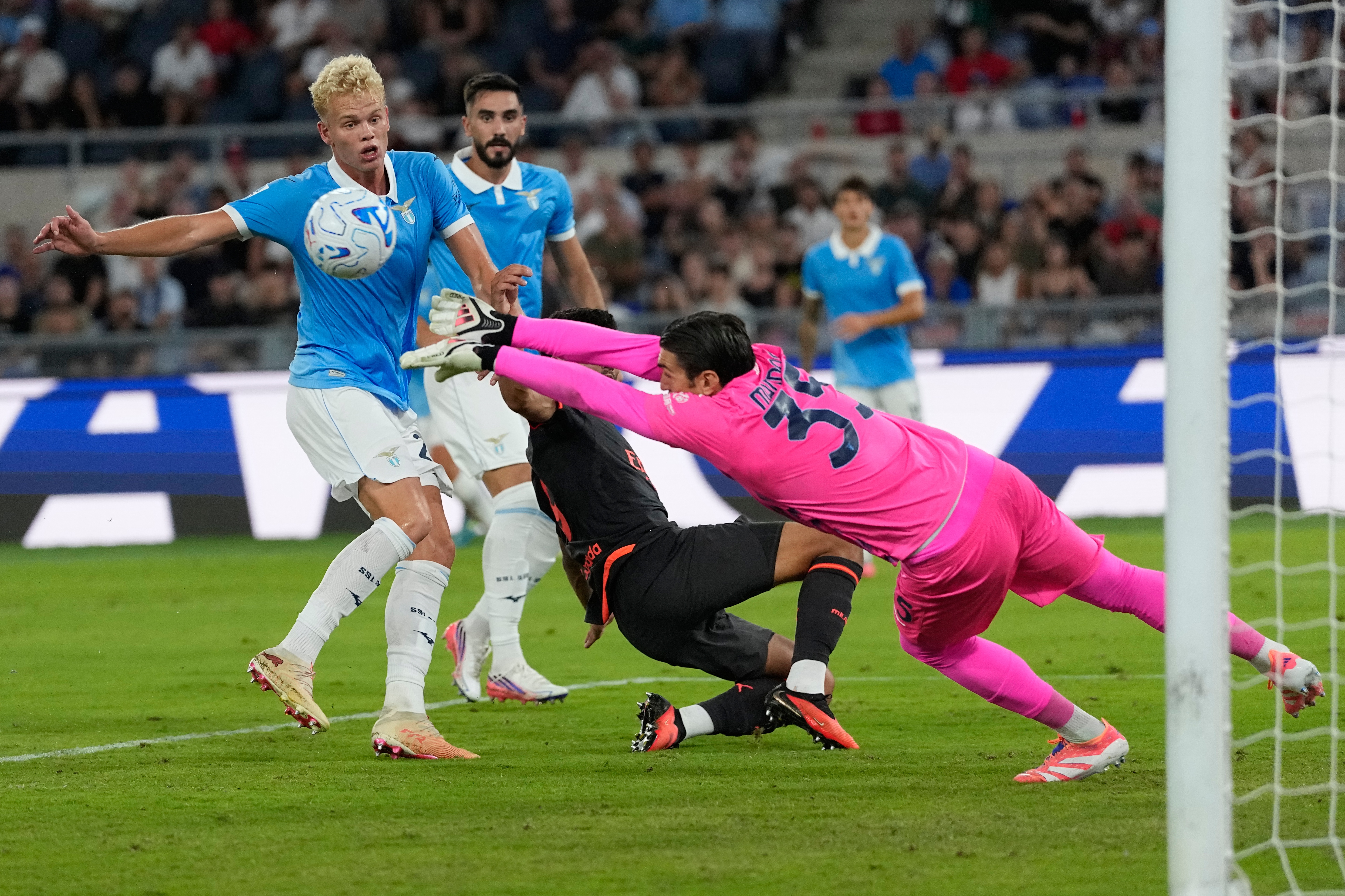 Milan, Lazio Deplasmanında Moreira ile Direnç Gösterdi