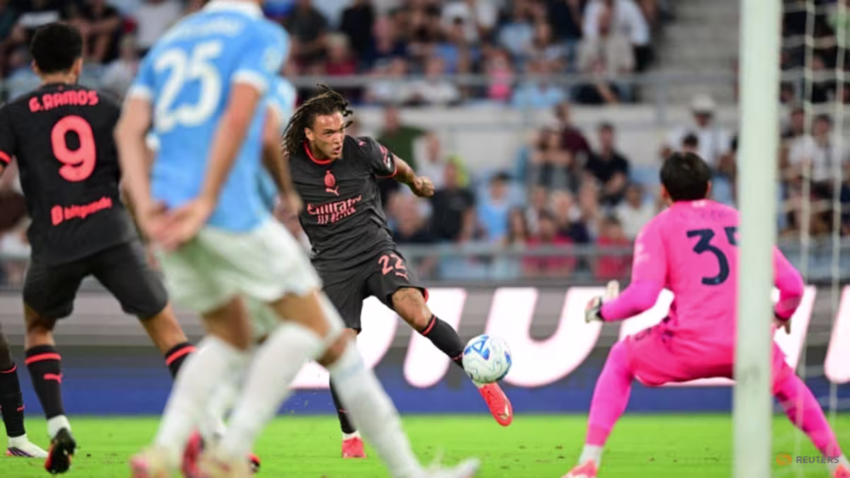 Milan Yedekleri Lazio Deplasmanında Kurtardı