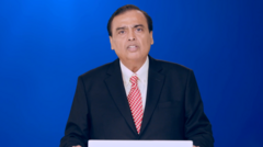 Milyarder Ambani'nin Jio'su Hindistan'ın en büyük hisse satışına hazırlanıyor