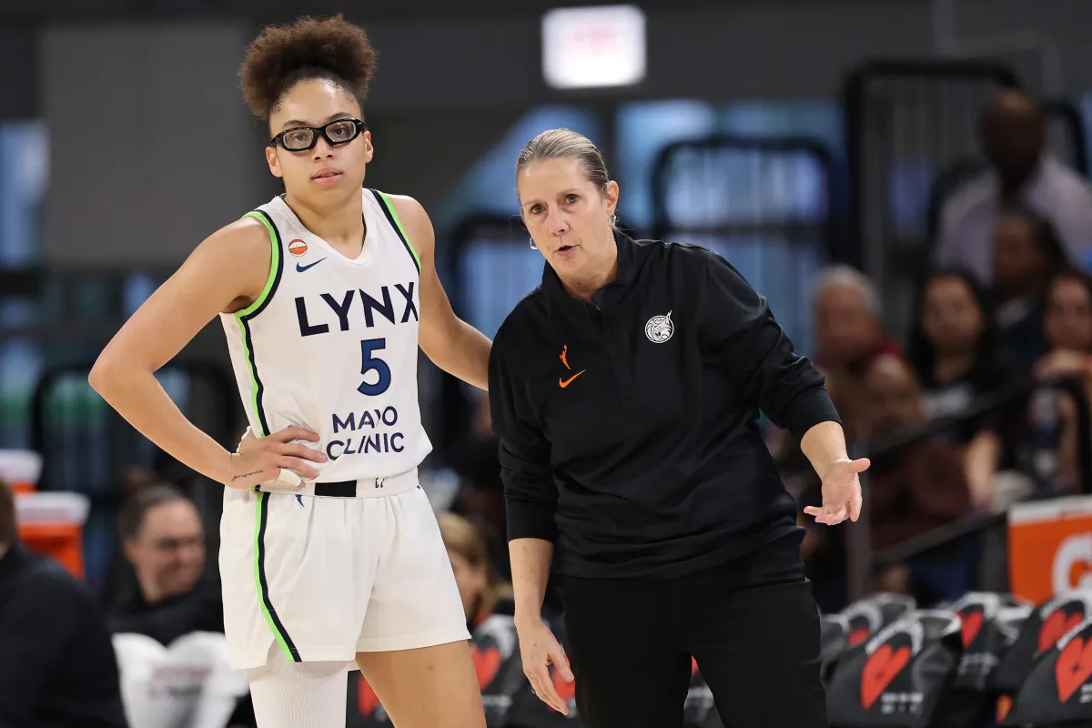 Minnesota Lynx WNBA'de Zirvede: Commissioner's Cup Hedefte