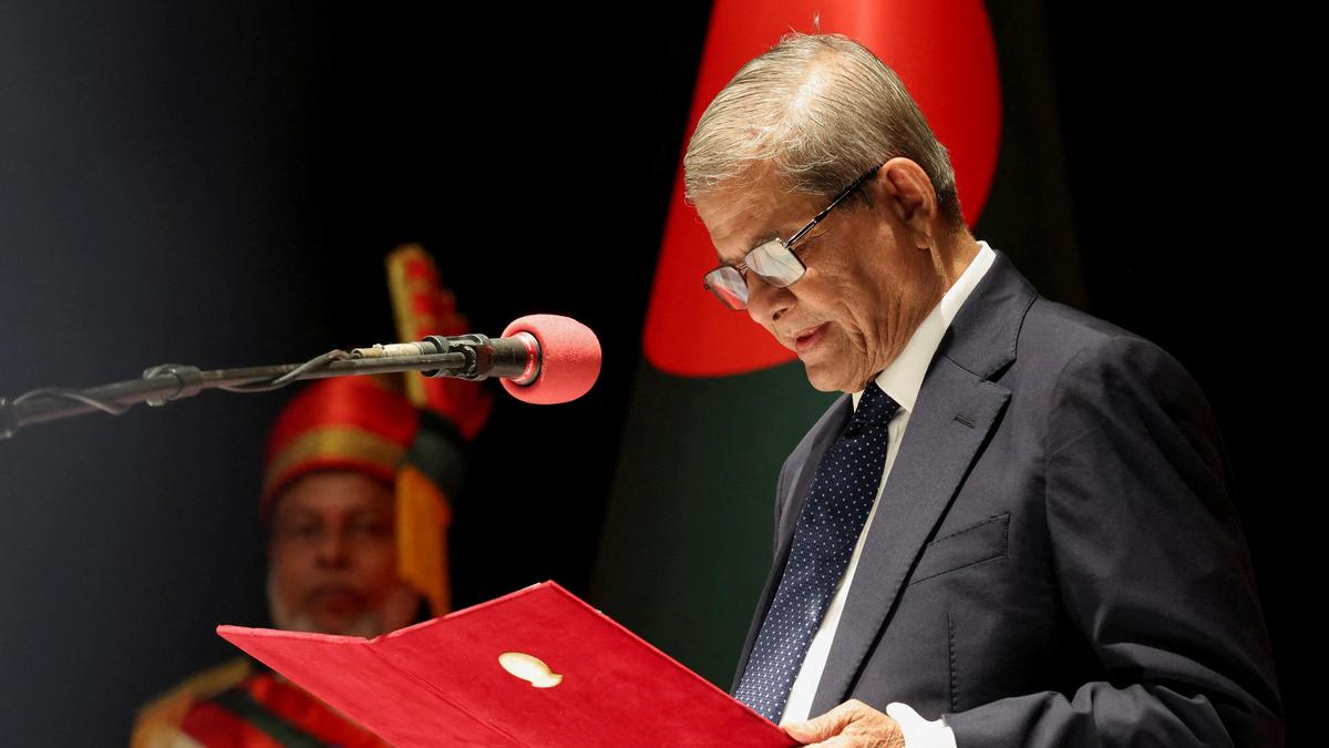 Mirza Fakhrul İslam Alamgir Bangladeş Cumhurbaşkanı Olarak Yemin Etti