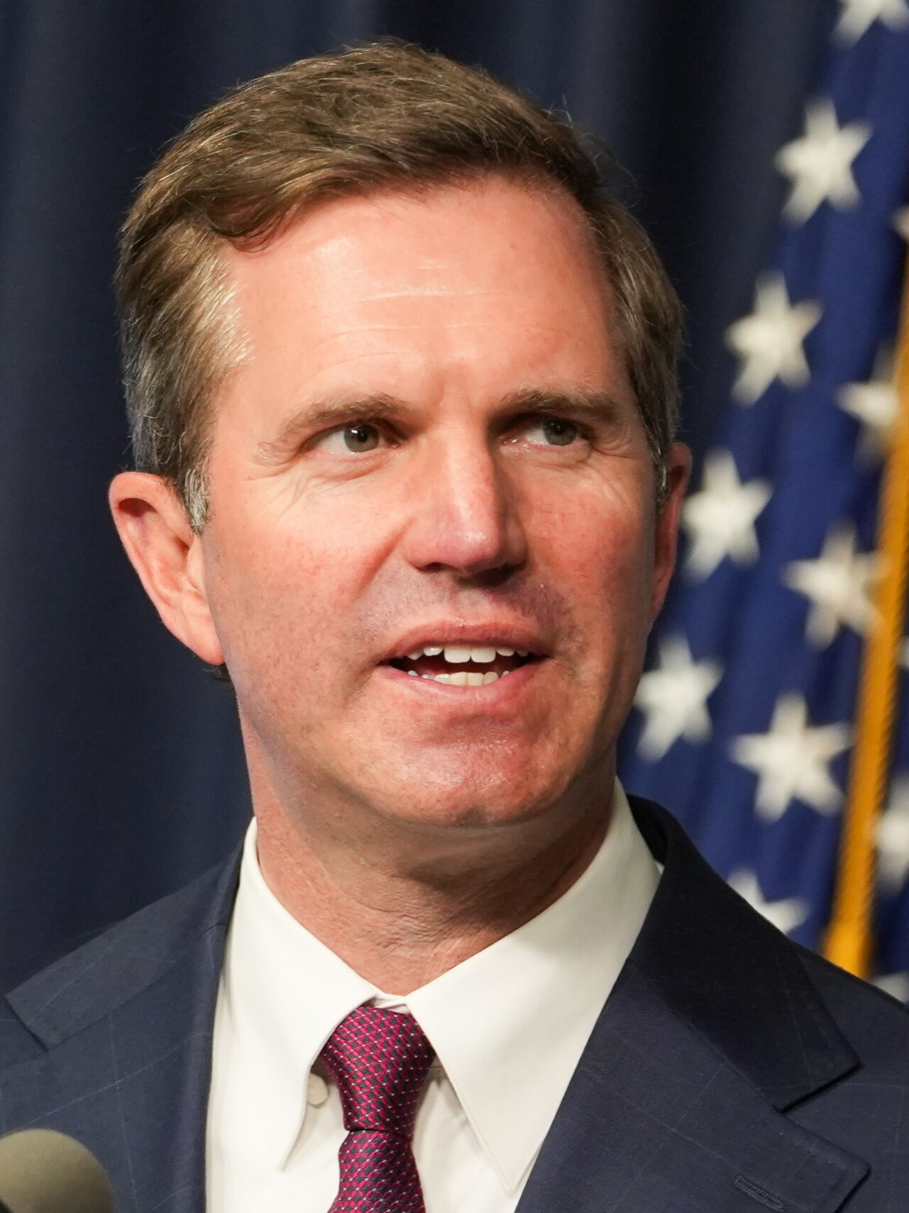 Mitch McConnell: Andy Beshear'dan Cumhuriyetçilere Sert Eleştiri