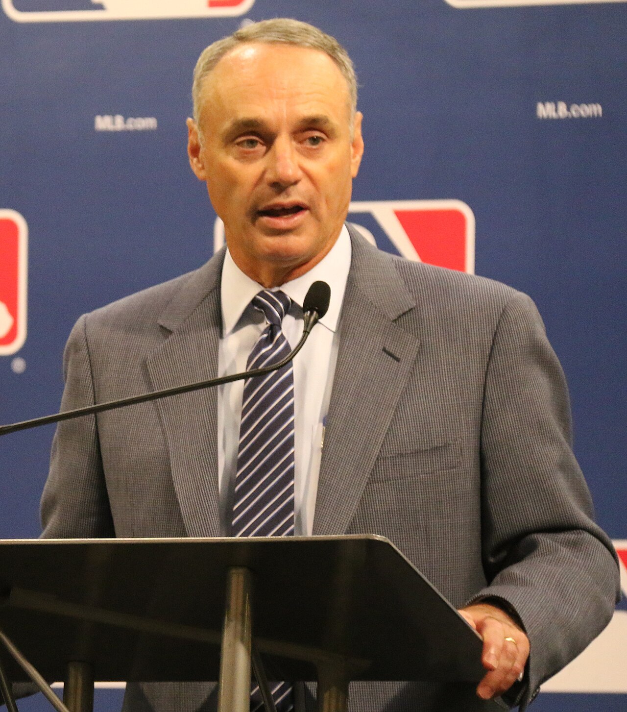 MLB Komisyoneri Manfred'den 2026'da Maçların İptali Sinyali
