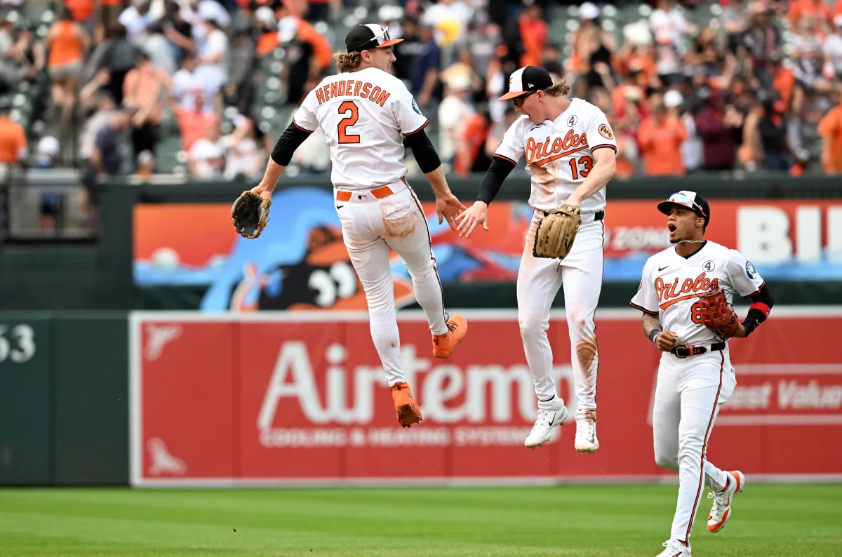 MLB'den Üniversite Futboluna: Orioles'in Yıldızı Aniden Emekli Oldu