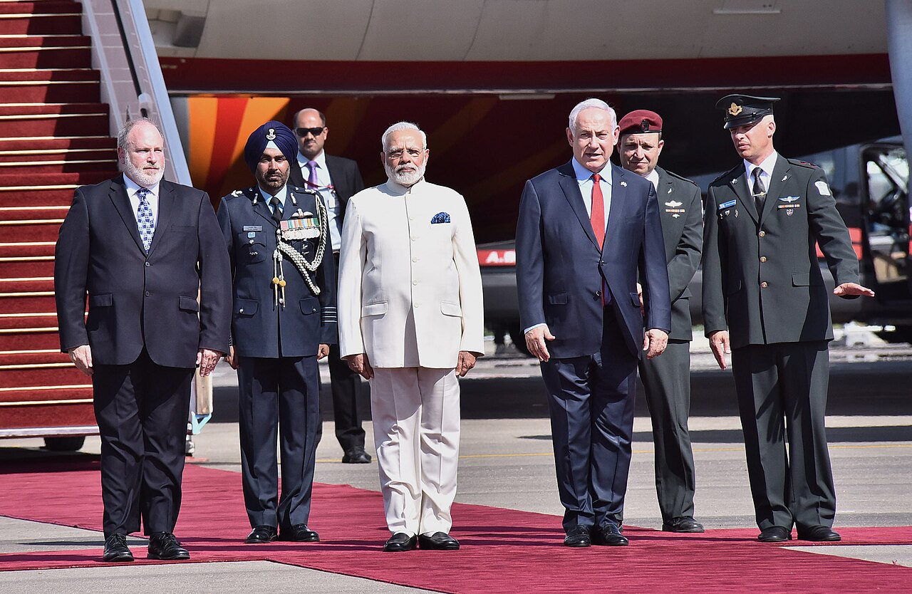 Modi: Hindistan Yarı İletken ve Nükleer Santral Üretimini Katlayacak
