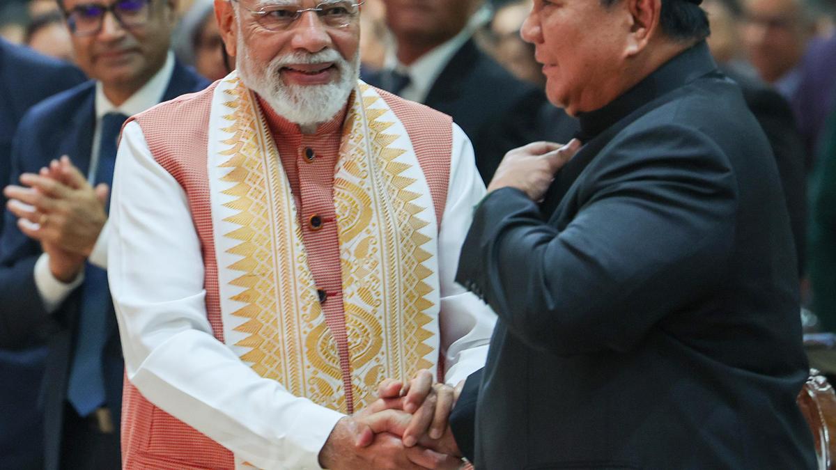 Modi: İsrail-Filistin sorununa iki devletli çözüm destekleniyor
