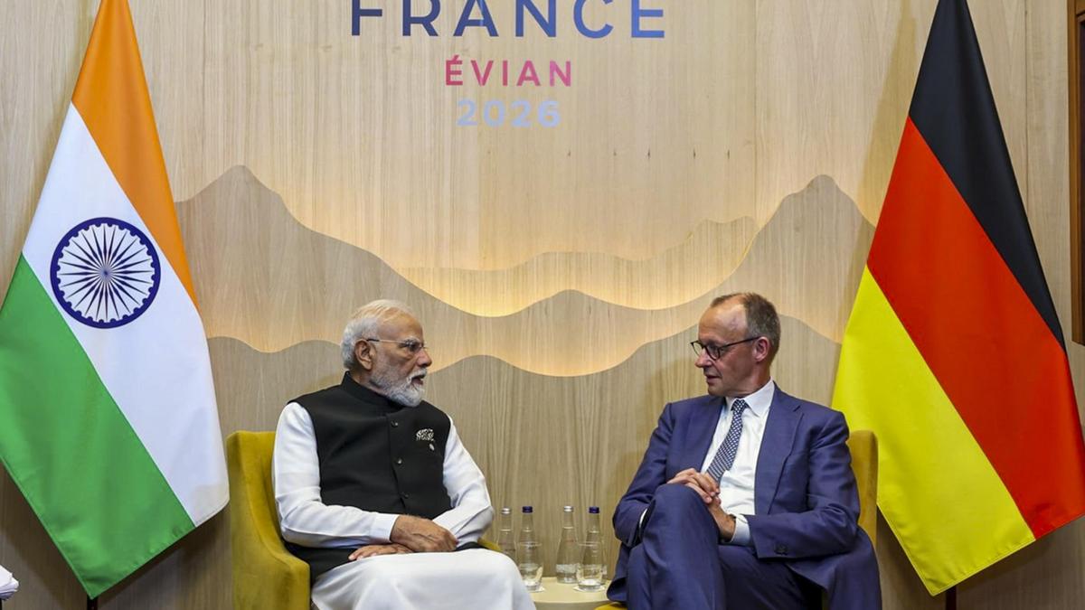 Modi ve Merz'den Ticaret ve Savunma İşbirliği Atağı