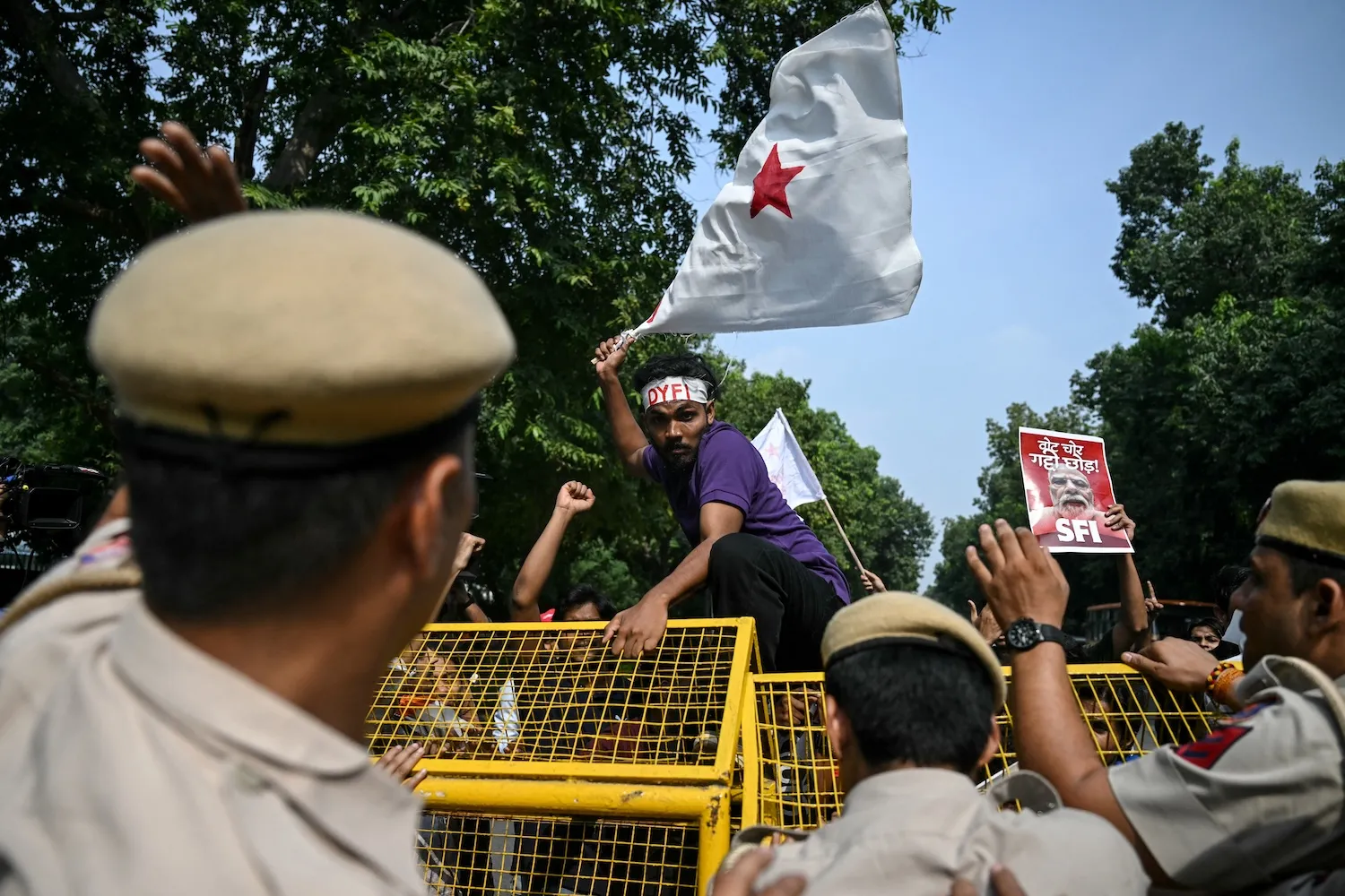 Modi'nin Sert Müdahalesi Hindistan'da Stratejik Hata