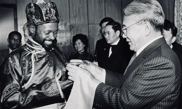 Moğolistan ve Afrika: Soğuk Savaş ortaklığı yeniden canlanıyor