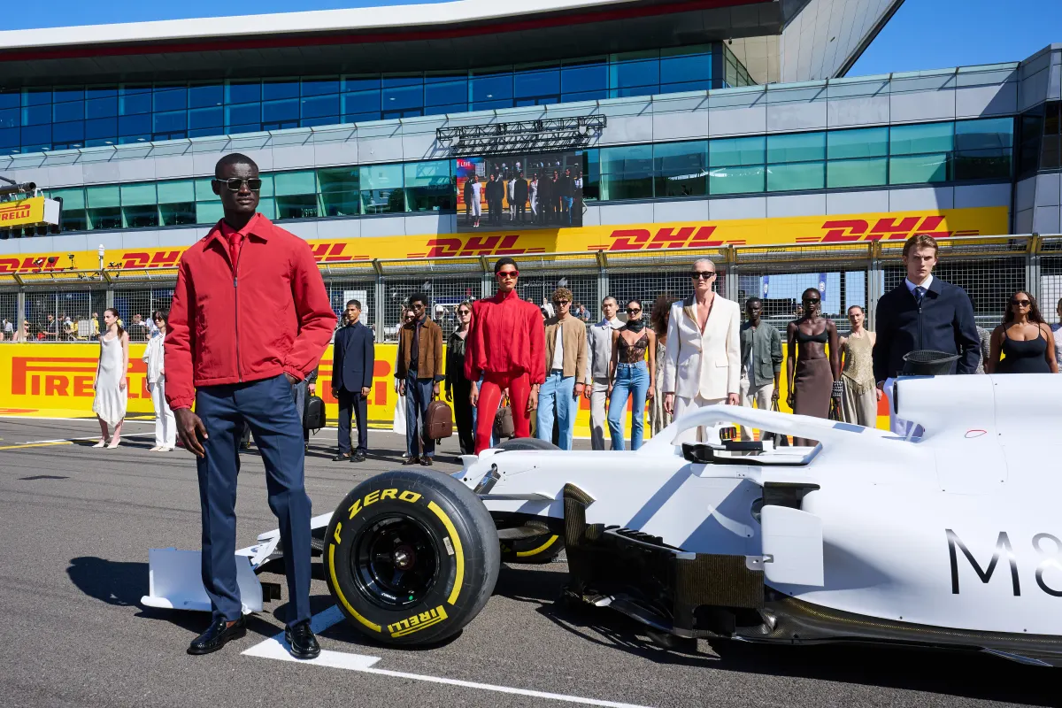 M&S, Silverstone Pistinde F1'in İlk Moda Şovunu Gerçekleştirdi