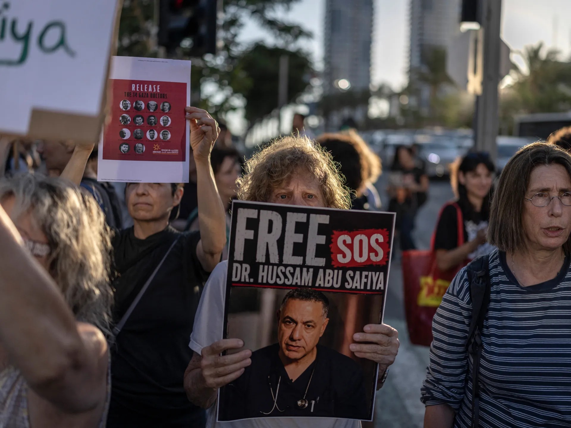MSF'den İsrail'e Sağlık Çalışanları Serbest Bırakılsın Çağrısı