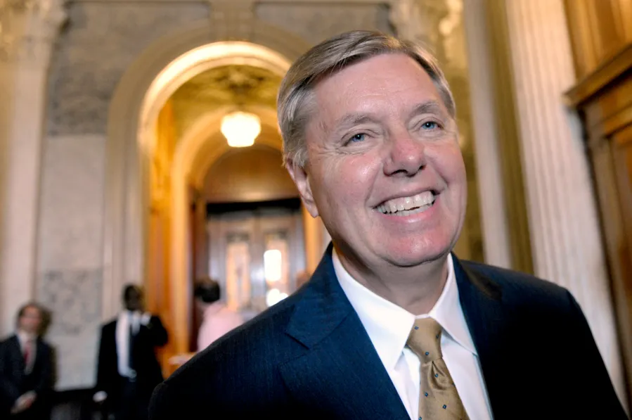 Mülteci fonlarını kesmek Lindsey Graham'ın anısına hakaret olur