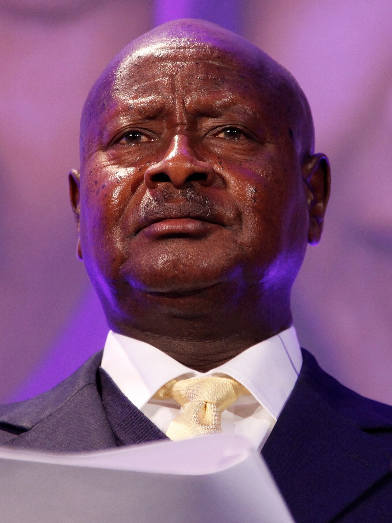 Museveni Sonrası Uganda: Ekonomik ve Siyasi Belirsizlik