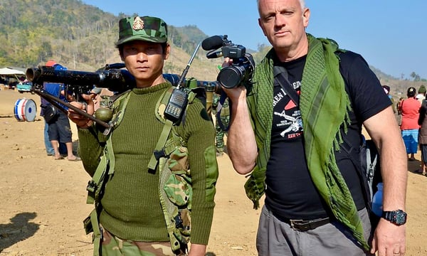 Myanmar'da Gazetecilik ve Yerli Hakları Mücadelesi