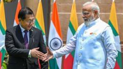Myanmar liderinin Hindistan ziyareti neden yakından izleniyor