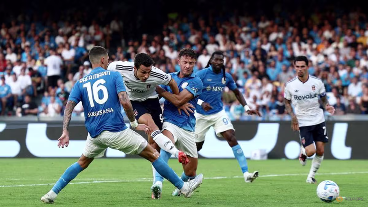 Napoli, Como karşısında sahasında 2-1 yenildi