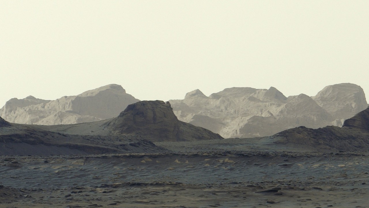 NASA, Mars'ta Şafak Manzarasını Paylaştı