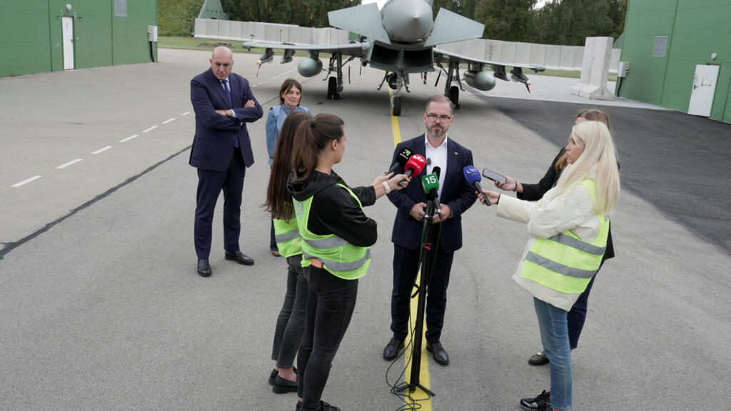NATO, Litvanya Üzerinde İHA Düşürdü: Rus Firkateyni Danimarka Helikopterine İşaret Fişeği Attı
