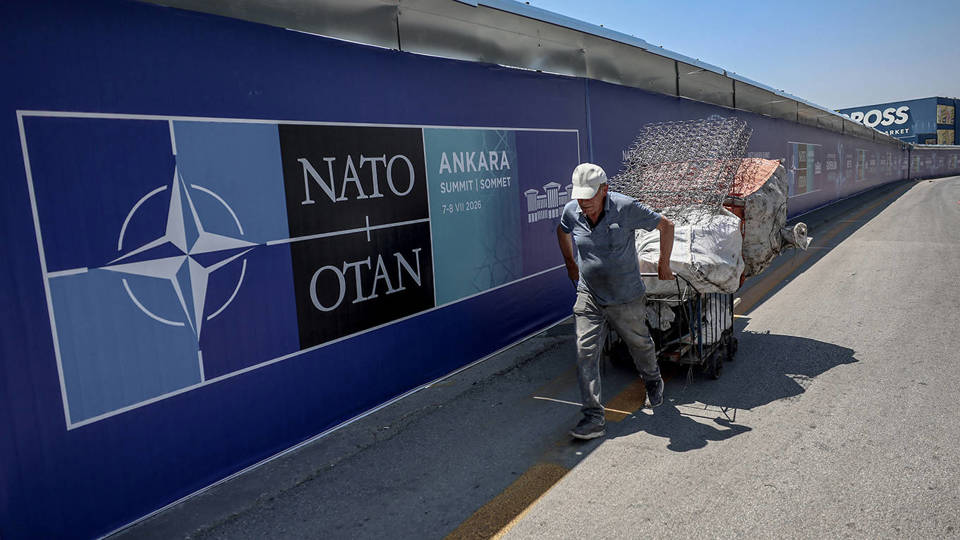 NATO'nun Gerçekten İhtiyacı Olan Demokratik Türkiye