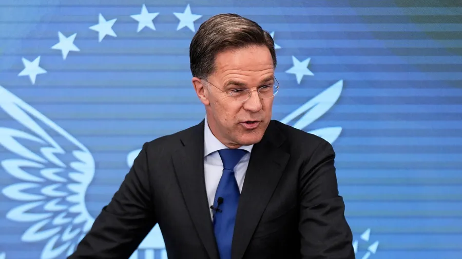 NATO Şefi: ABD Askeri Kesintileri Hemen Etki Etmez