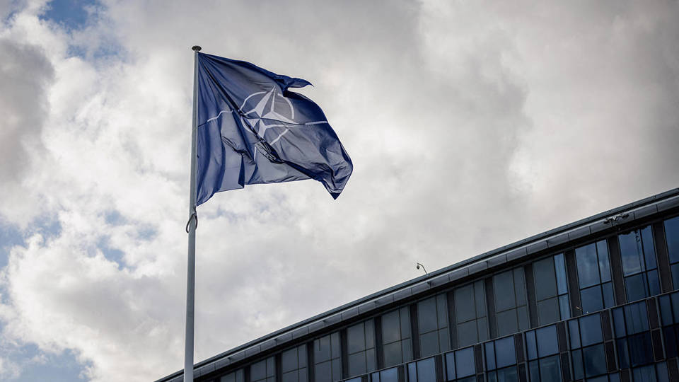 NATO'nun Gerçek Tehdidi İçeriden Geliyor