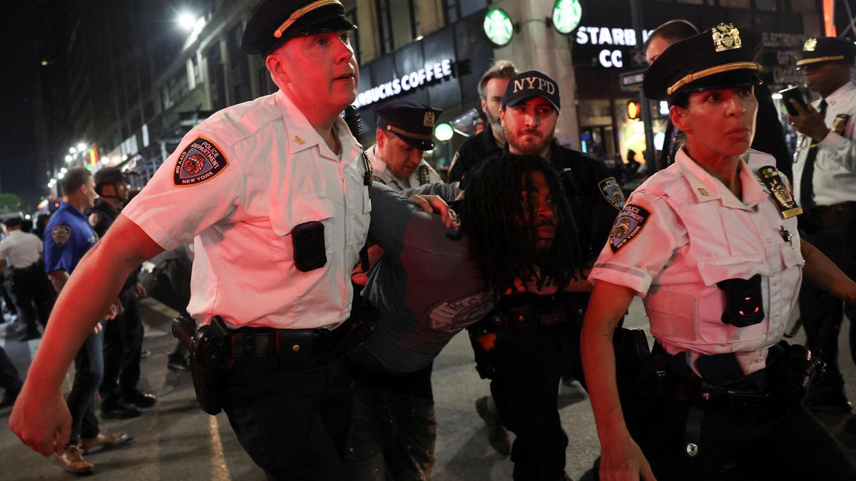 NBA Finali Öncesi New York'ta Taraftar Olayları: Polis Müdahalesi