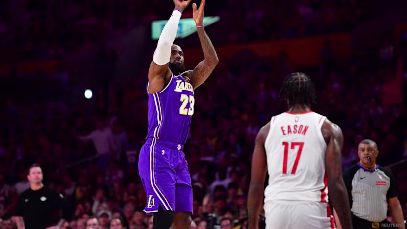 NBA'de Şok! LeBron James, Lakers'tan Ayrılıyor