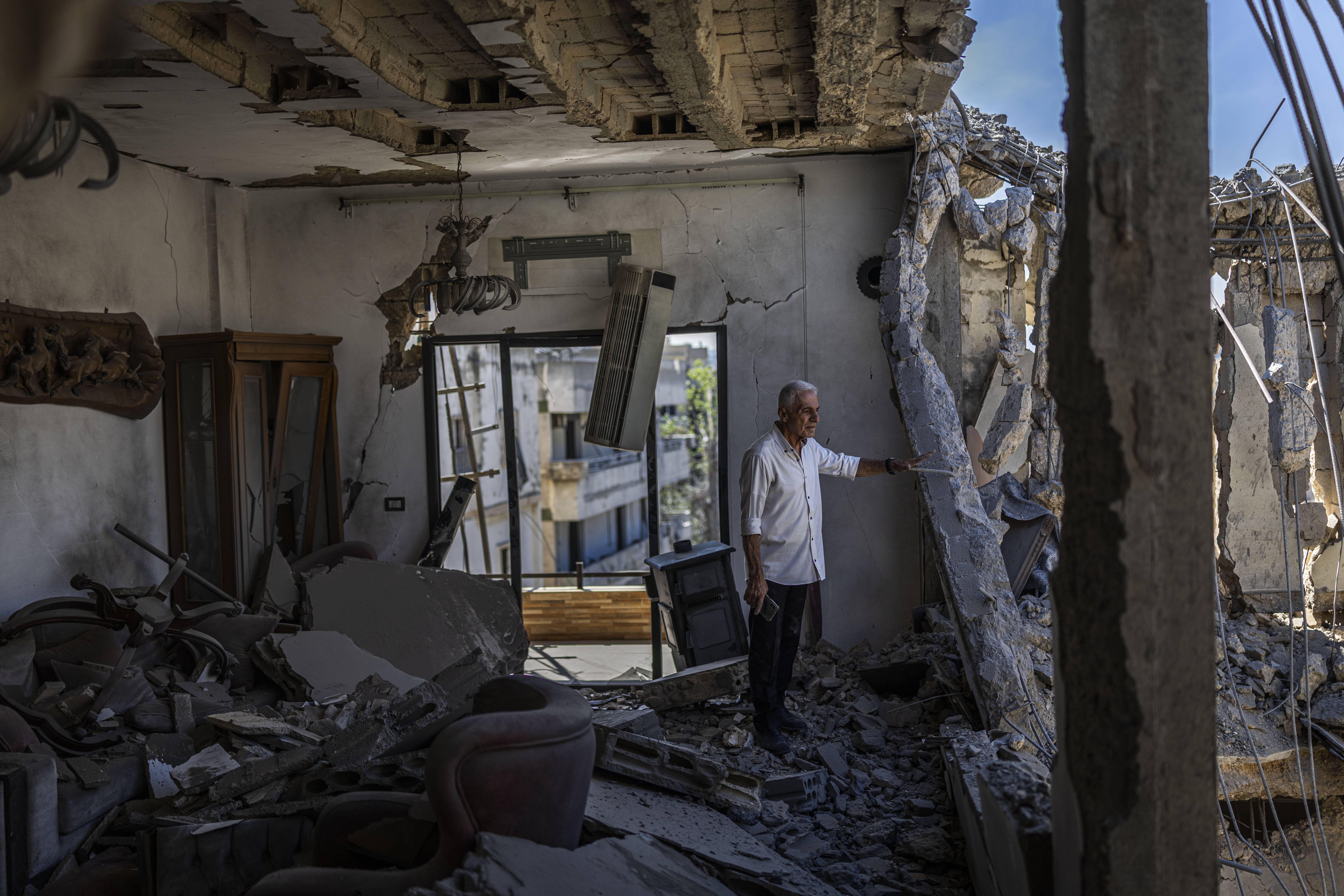 Nebatiye Halkı İsrail'in İşgalinden Sonra Harabeye Dönen Kentine Döndü