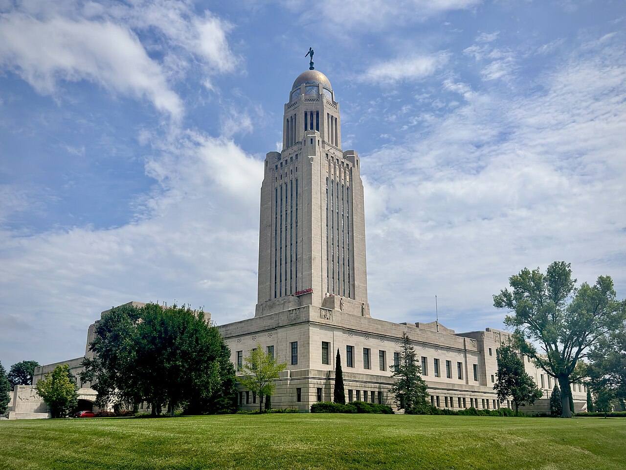 Nebraska'lı baba, 1 milyon dolarlık fatura ve 2076 yanıt süresiyle karşılaştı